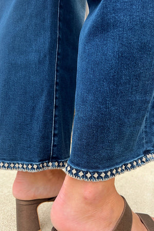 Risen Dark Slouchy Crop Barrel Embroidery Detail Jean