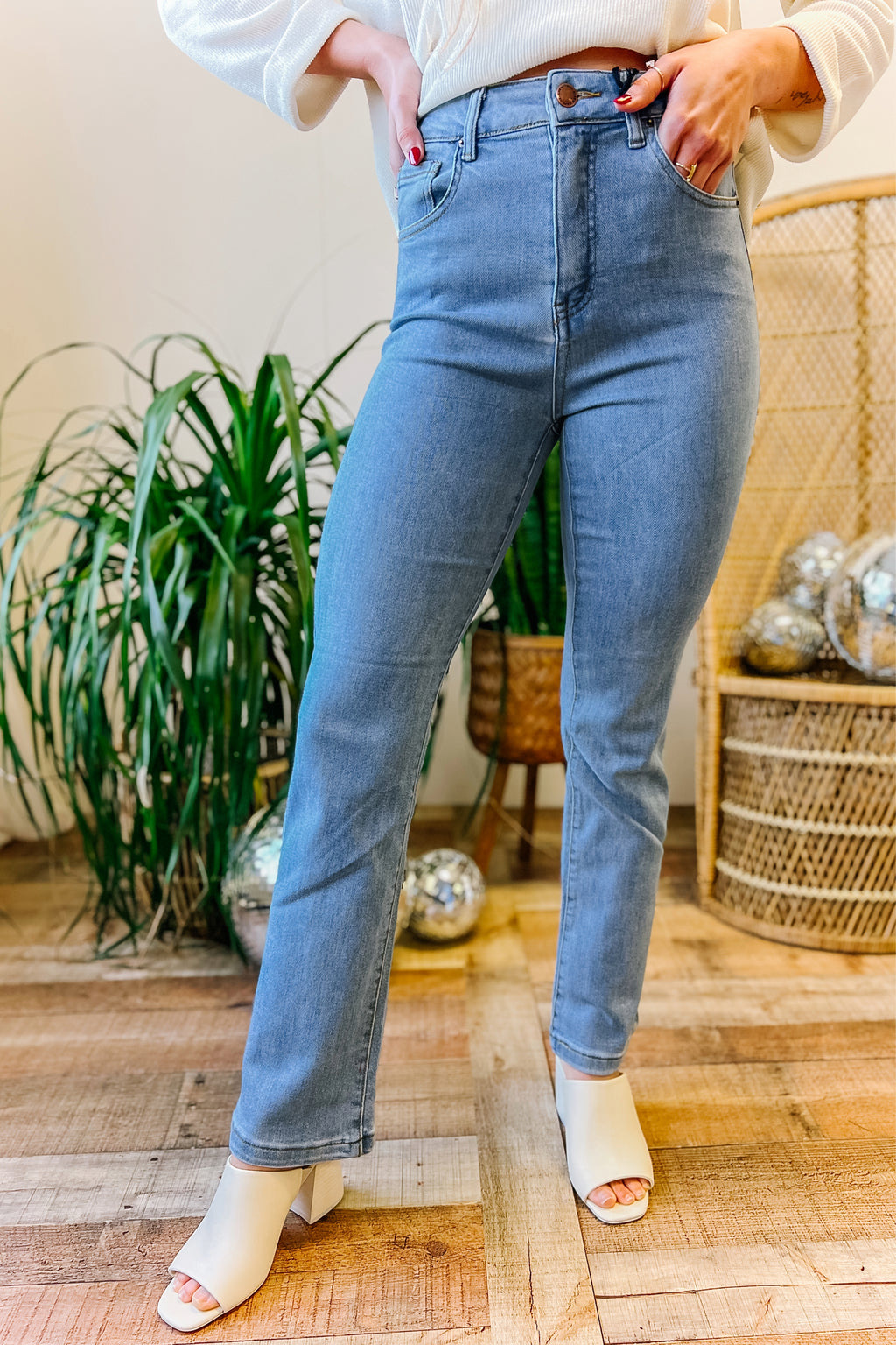 Risen High Rise 90s Straight Leg Jeans