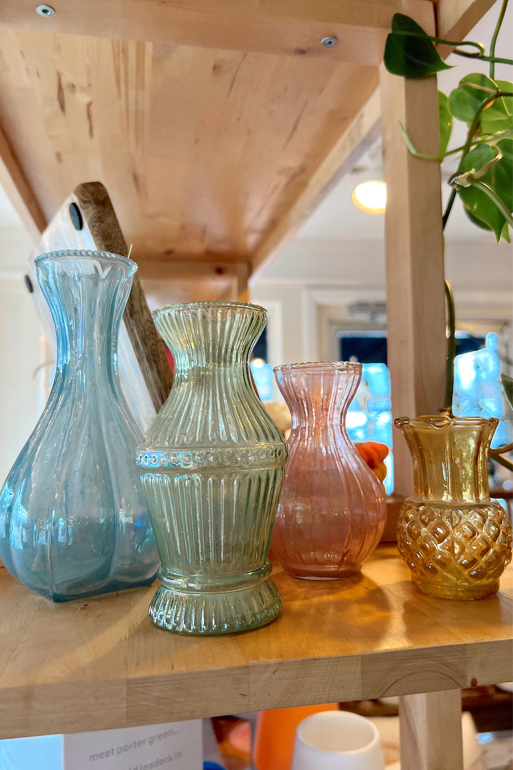 Debossed Glass Vase Set
