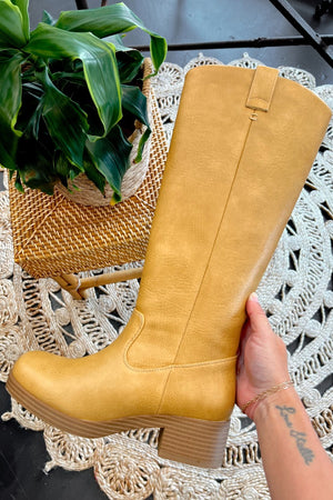 Yuri Smooth Knee Boot
